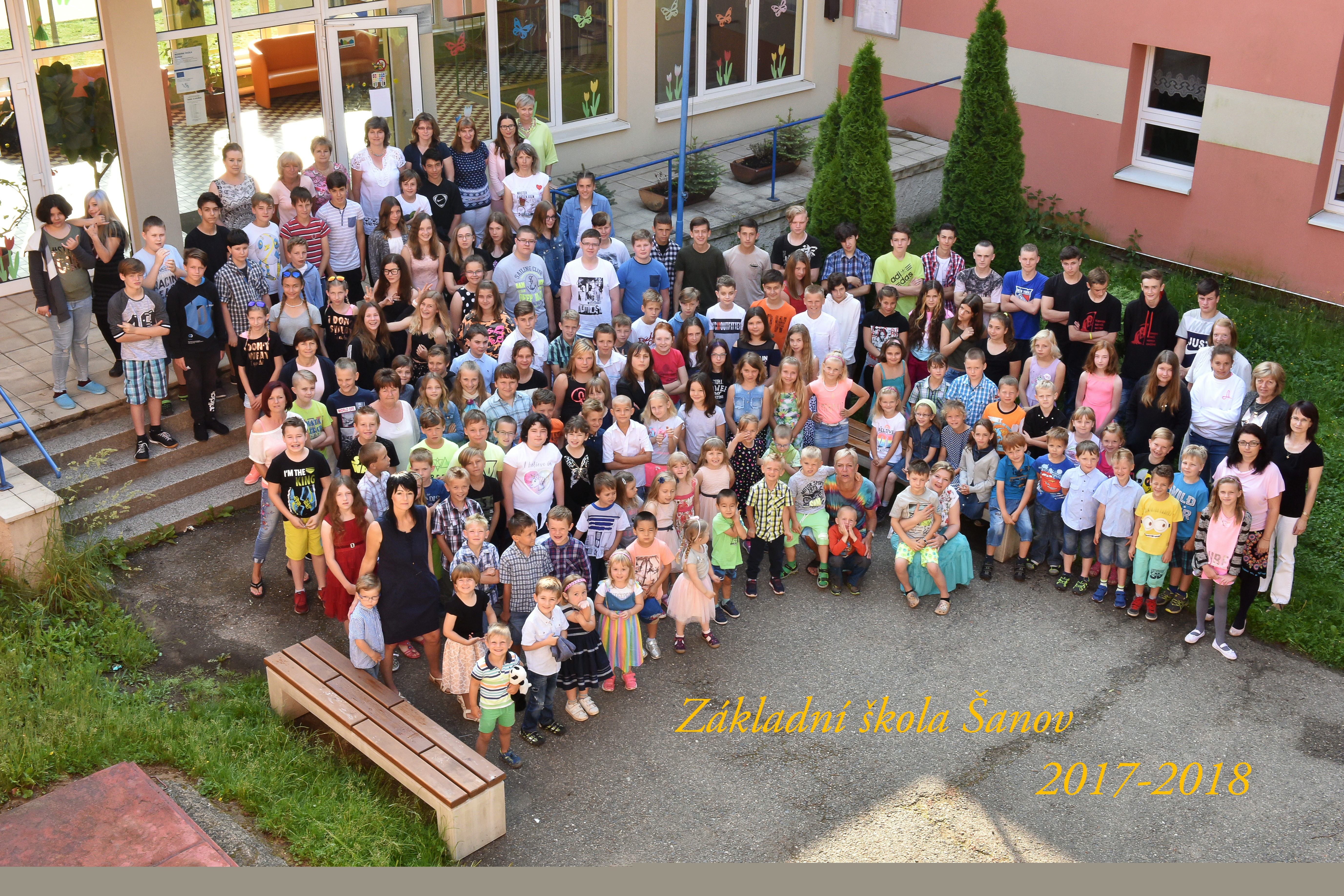 Celá škola_18 – kopie.jpg